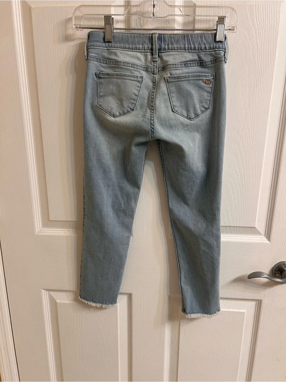 Abercrombie kids high rise jegging Ankle 9/10 Pull On Flower Embroidery